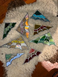 Image 5 of Pink & red web 