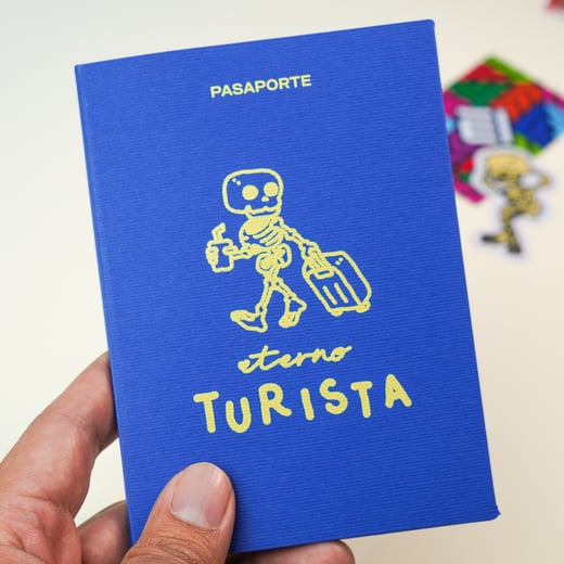 Funda para pasaporte: Eterno Turista