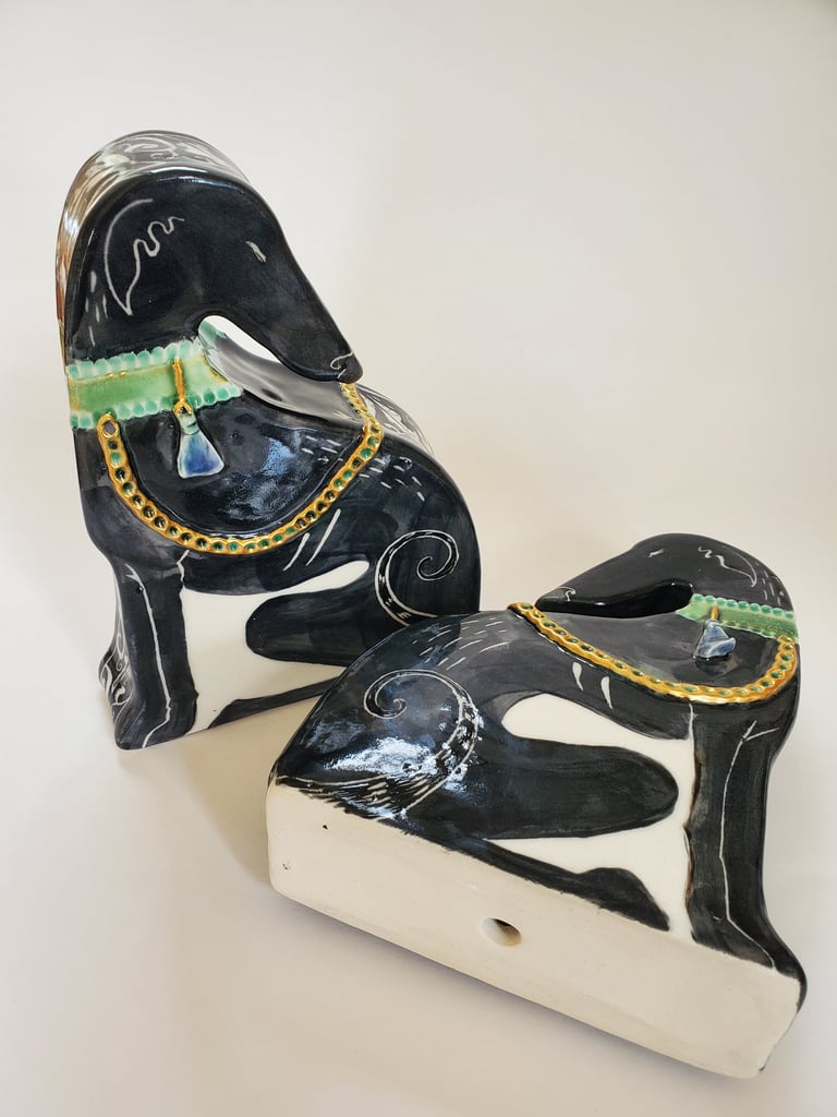 Staffordshire Hounds (black) Image 3