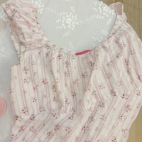 Image 3 of floral back tie top