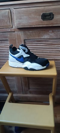 Image 1 of NIKE AIR EDGE II MID SIZE 9.5US 43EUR 