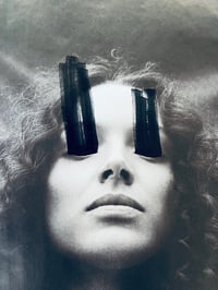 // LES YEUX DE LA TÊTE