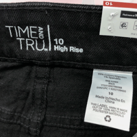 Image 3 of New Time and Tru High Rise Black Denim Straight Crop Jeans Size 10 Women Regular