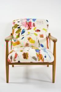 Image 7 of Fauteuil WR à motifs coloré