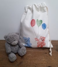 Image 2 of Organic Cotton Drawstring Bag – Teddy Bear and Balloons 