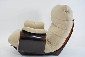 Image of Fauteuil Marsala et son repose pied Ligne Roset beige clair