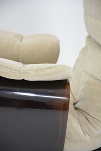 Image 9 of Fauteuil Marsala et son repose pied Ligne Roset beige clair