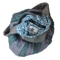 Image 3 of Afefe bag in green and grey