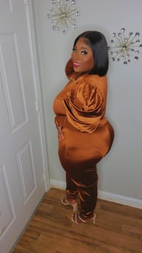 Image 2 of Cinnamon Glow Set(Brown)