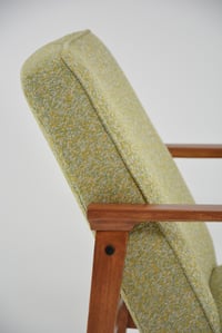 Image 8 of Fauteuil MR vert clair chiné