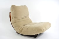 Image 3 of Chauffeuse et son repose pied Marsala Ligne Roset beige clair