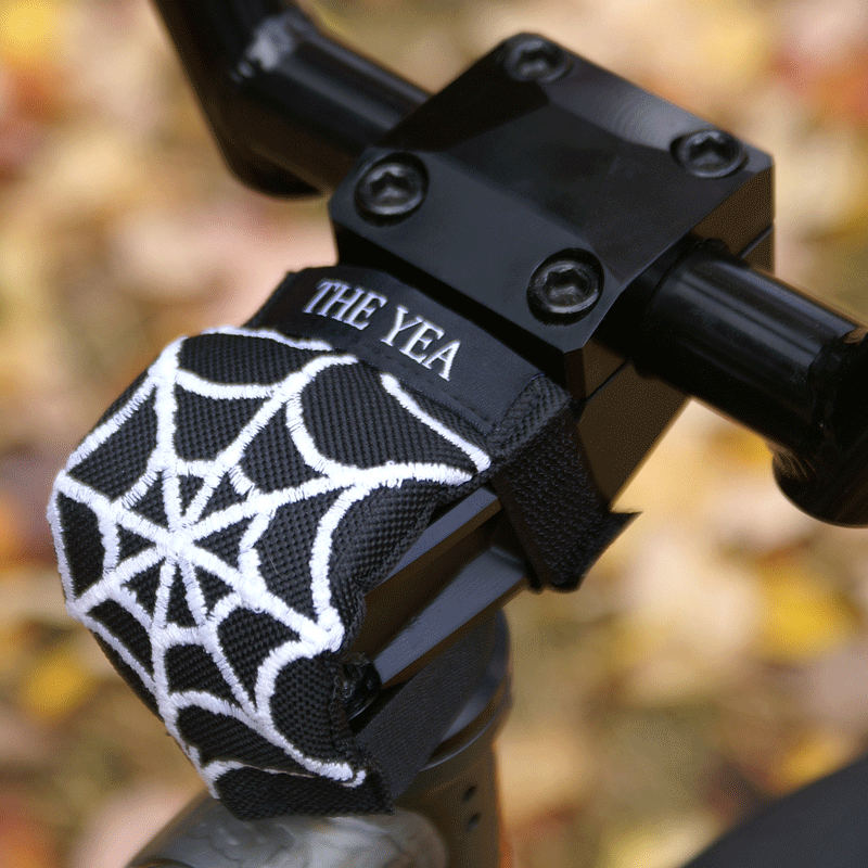 Image of White on Black Spider STEMBUDDY™