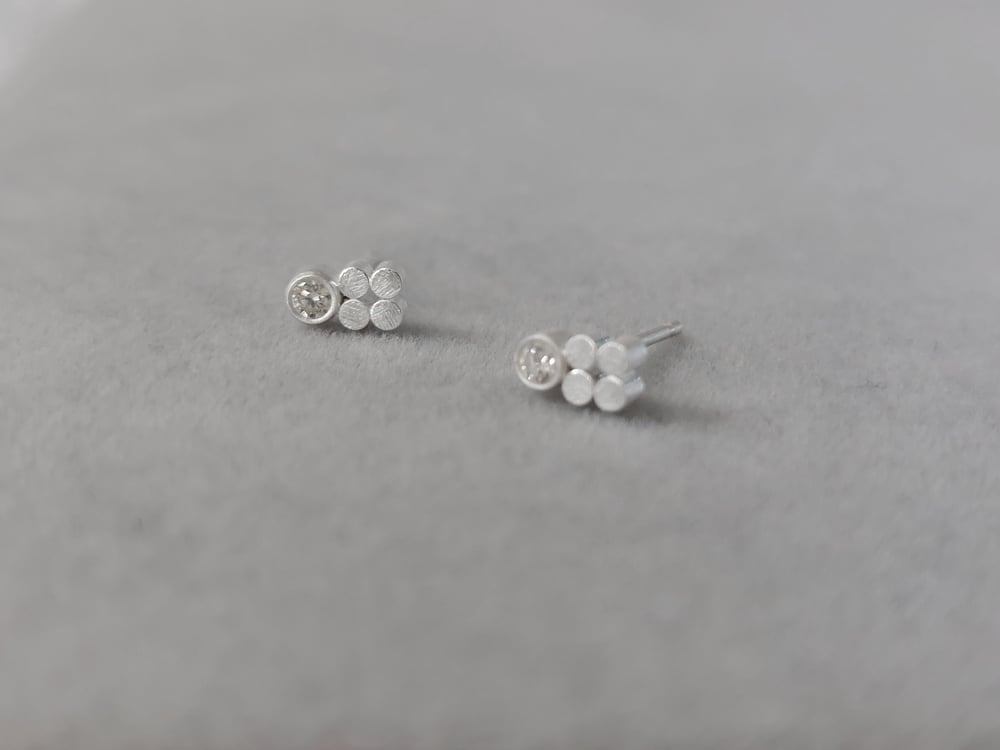 Image of Quartet with Diamonds Earstuds 