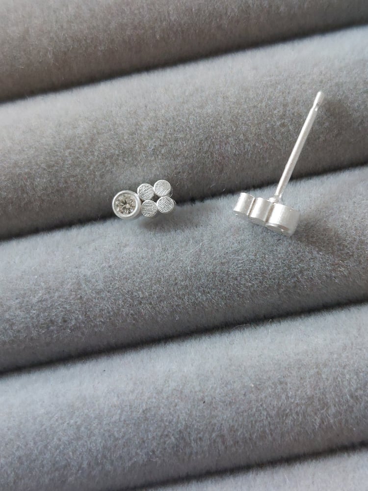 Image of Quartet with Diamonds Earstuds 