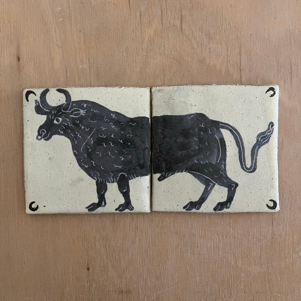 Bull double tile