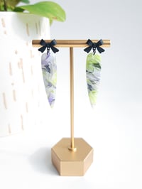 Image 1 of GWTM Marble Spears