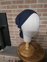 Image 2 of Linen Tichel in Navy
