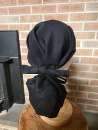 Image 2 of Linen Tichel in Black