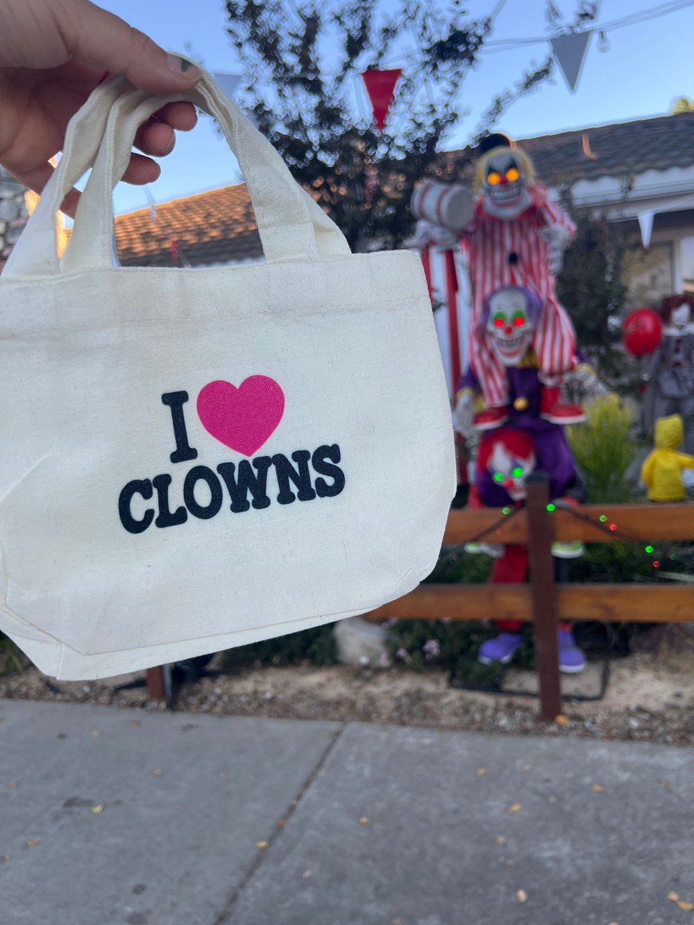 mini tote bag for ur trinkets!