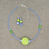 Image 2 of Apple Larry