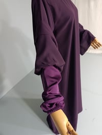 Image 2 of Amina abaya 