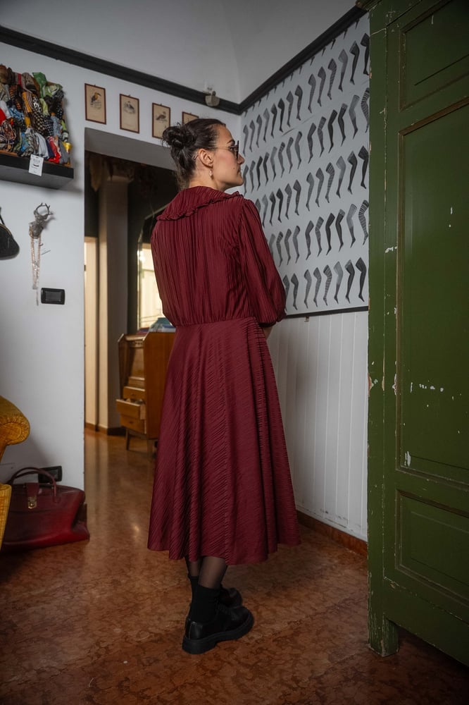 Image of Abito bordeaux con colletto