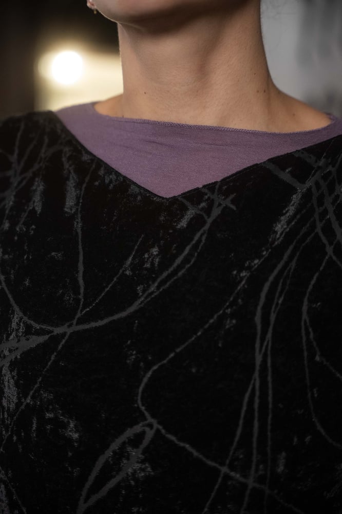 Image of Abito nero in velluto 90's