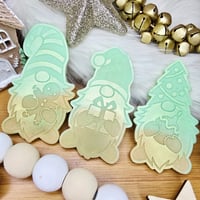 Image 2 of Sparkling Spruce Gonk (1)