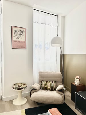 Image of Fauteuil Marsala et son repose pied Ligne Roset beige clair