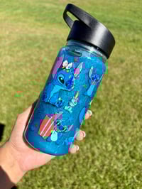 Image 3 of 10oz Acrylic Blue Alien Kids Snow Globe Cup 