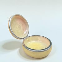 Image 6 of Grande Boîte à bijoux en albâtre avec fleurs de cerisier rose - vintage 1970s.