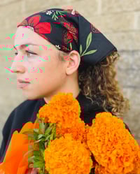 Image 3 of ONe Rad Latina "Solo el Pueblo, Salva al Pueblo." bandana