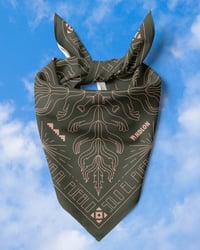 Image 3 of  Heldáy de la Cruz "Solo el Pueblo, Salva al Pueblo." bandana - Green