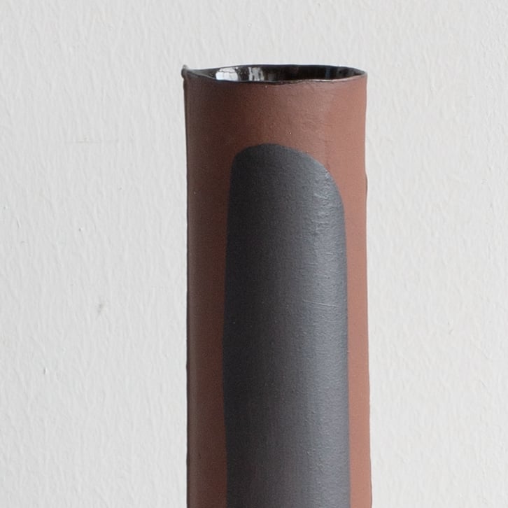 Photo of Cylinder Vase XII / Red with slip