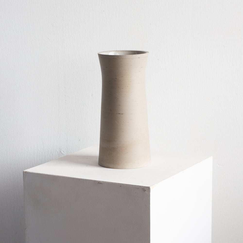 Photo of Quadric Vase / Flecked Grey