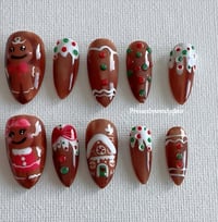 Image 2 of GINGERBREAD WONDERLAND 