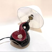 Image 6 of Lampe de chevet rétro en céramique rouge et noir 1950s 1960s