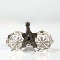 Image 6 of Ancien sel et poivre Tour Eiffel et verre taillé souvenir de Paris 1937 -   Saleron Art Déco