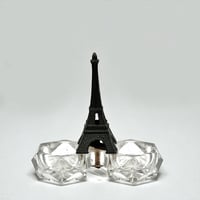 Image 3 of Ancien sel et poivre Tour Eiffel et verre taillé souvenir de Paris 1937 -   Saleron Art Déco