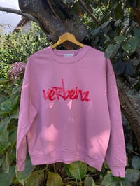 Image 4 of Suadoiro bordado a man. VERBENA. Rosa letras vermellas. 