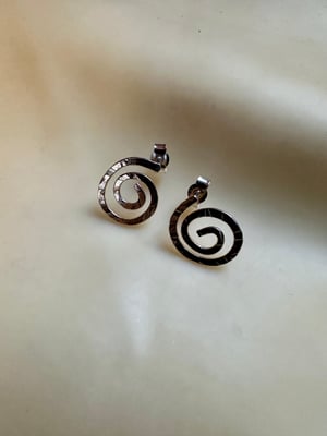 Image of Textured spiral earrings