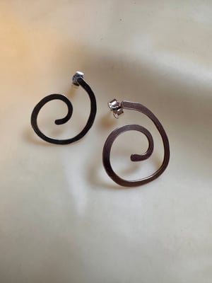 Image of 'Swirl" spiral earrings