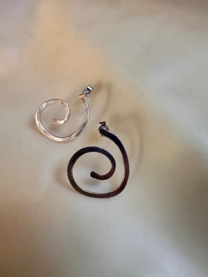 Image of 'Swirl" spiral earrings