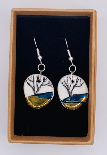 Image of Ceramic and gold lustre earrings (#817)