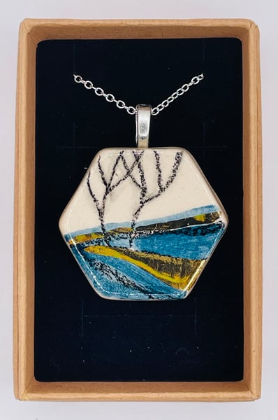 Image of Ceramic and gold lustre necklace (#808)