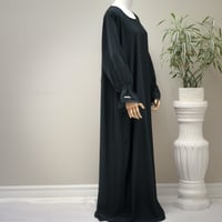 Image 2 of Mawada (مَوَدَّة) – Emerald