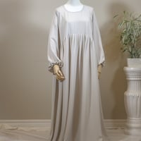 Image 1 of Qalbah (قَلْبَة) – Pearl