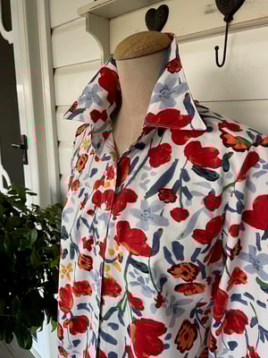 Image of The Spring Poppy Shirt
