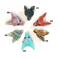 Image 2 of Pendentif Mini Loup Précieux