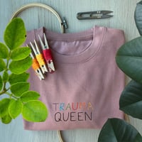 Image 1 of TRAUMA QUEEN - FELPA